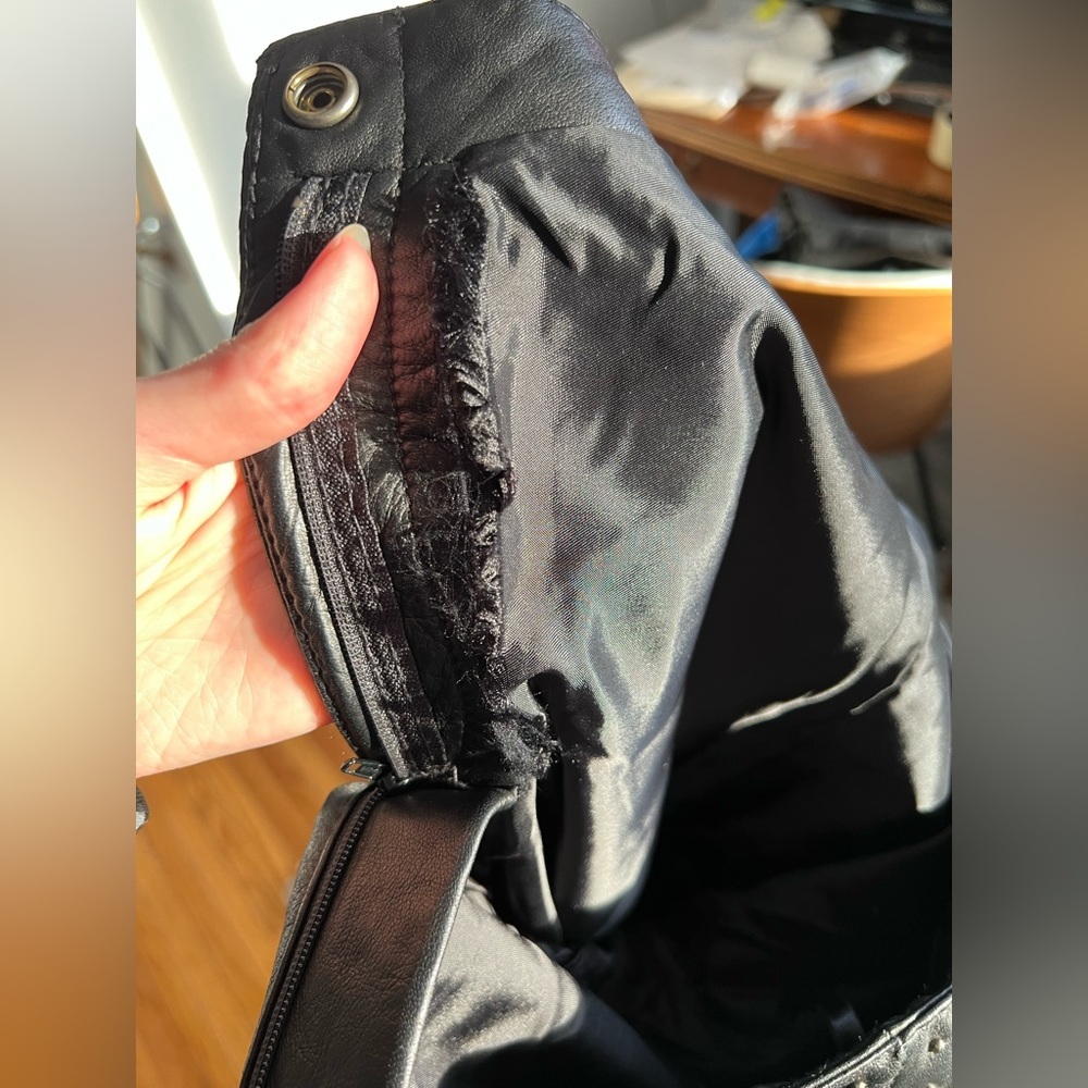 DANIER vintage black leather pants with studded details along sides size 6 small - Picture 12 of 12
